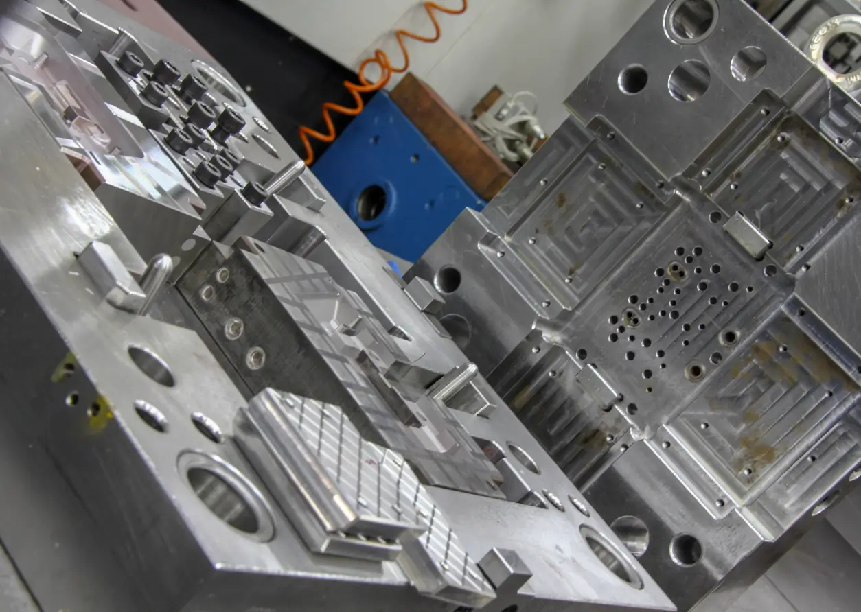 Mass Manufacturing Mass Manufacturing